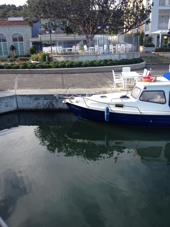 Port Villa Deniz Алачати Экстерьер фото