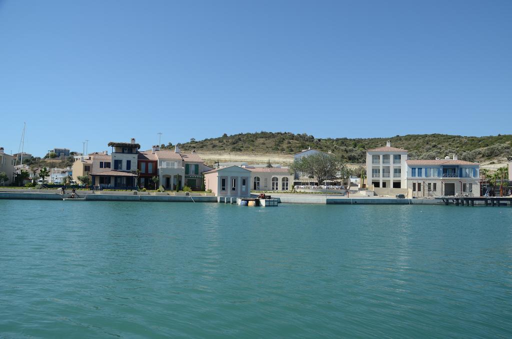 Port Villa Deniz Алачати Экстерьер фото